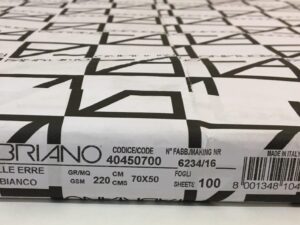 مقوا الر سفید فابریانو ۲۲۰ گرم در ابعاد و بسته بندی متنوع